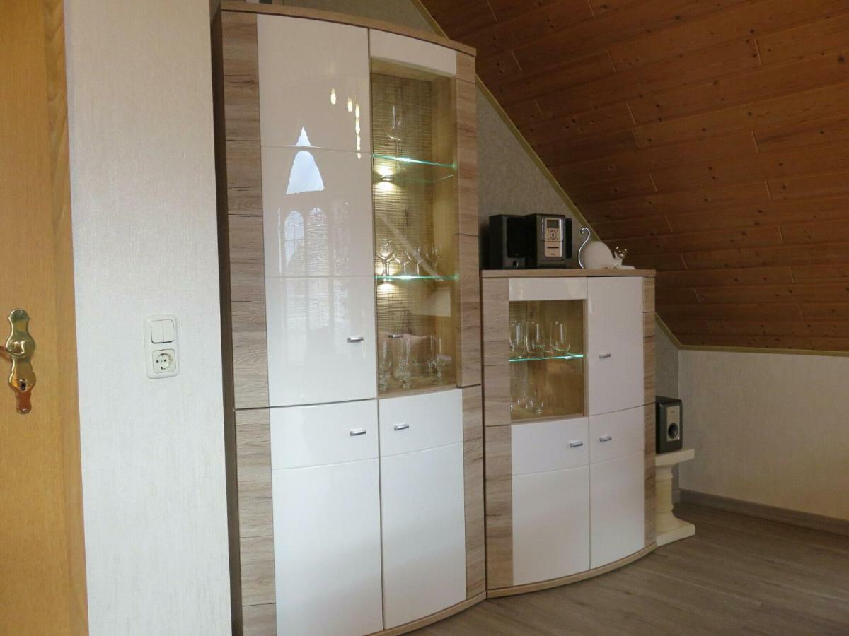 Cozy Apartment In Gerolstein With Garden Екстериор снимка