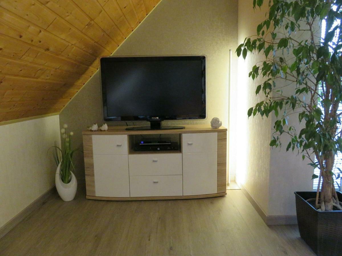 Cozy Apartment In Gerolstein With Garden Екстериор снимка